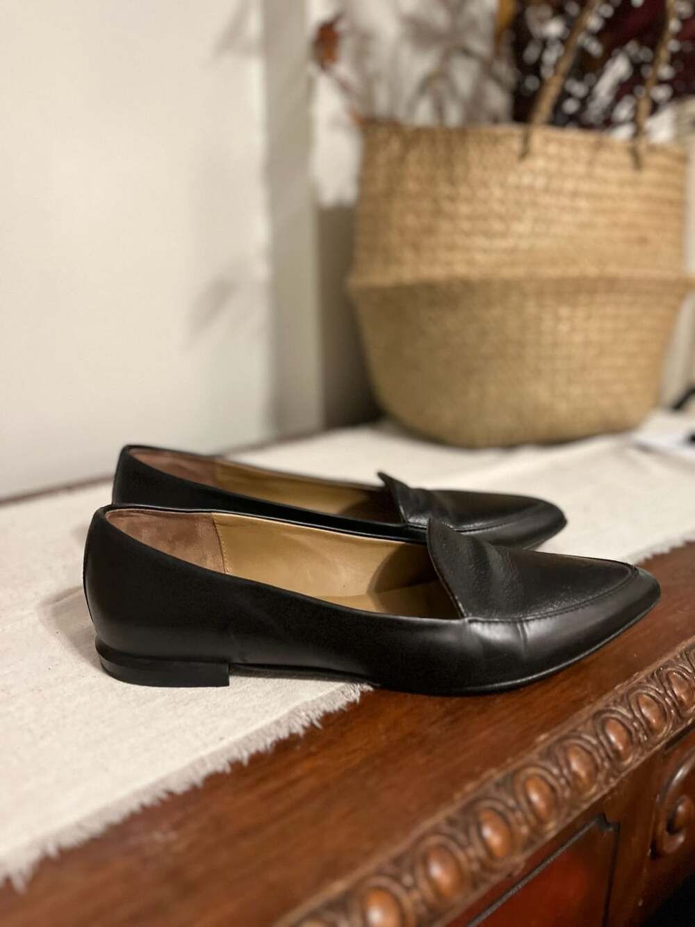 Everlane The Modern Point Flat Black Leather Sz 9